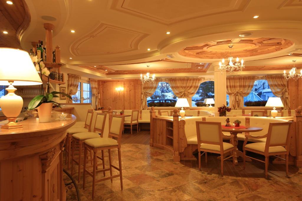 Dolce Avita Hotel Spa & Resort Andalo Ngoại thất bức ảnh
